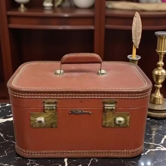 Vintage Lady Baltimore Vanity Train Case - Picture 1 of 15